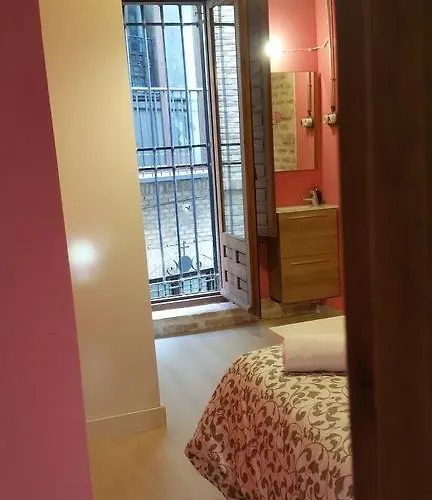 Flat, Centre アパート